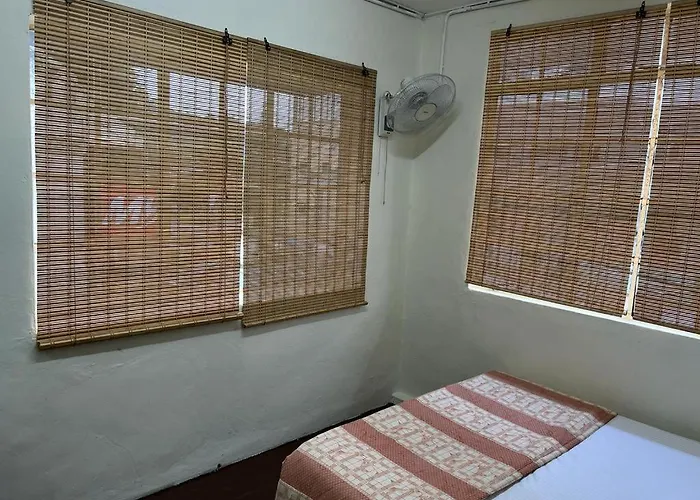 De Cameron Guest House